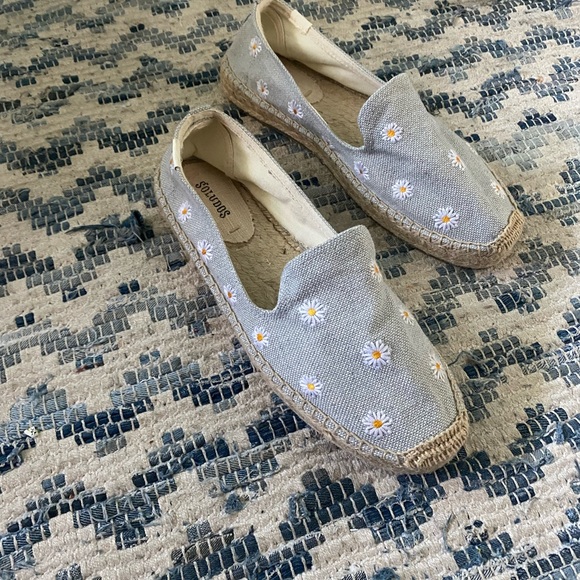 Soludos Shoes - Platform Floral Daisy Soludos 9.5